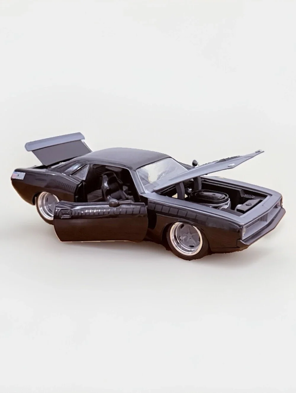 Collectible Jada 1973 Plymouth Barracuda Diecast Black 1:24